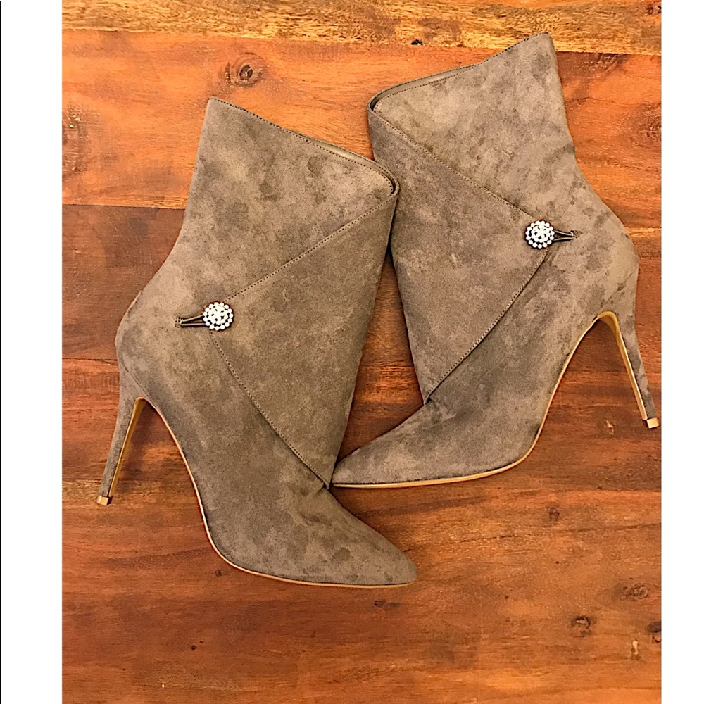 Charles by Charles David Ankle boot